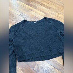 Free people crop sweater size medium
